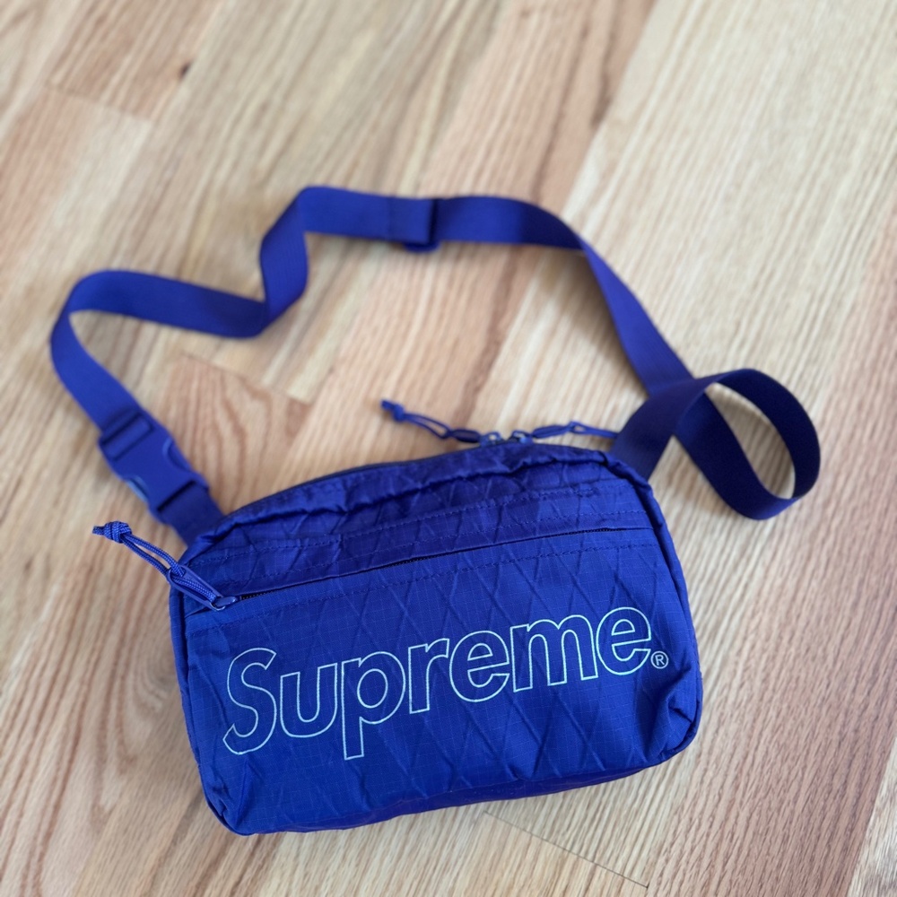 Supreme Shoulder Bag FW18 Purple
